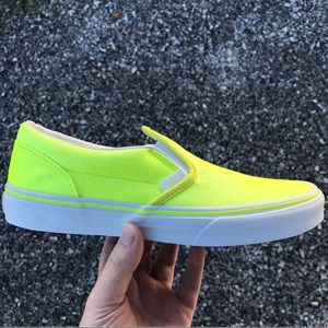 NEW Vans Slip On Glittery Yellow Sneakers Womens 7